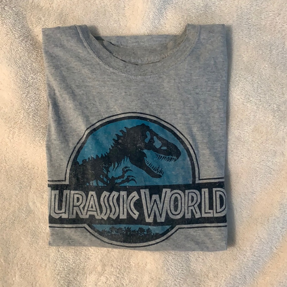 vintage jurassic world tshirt